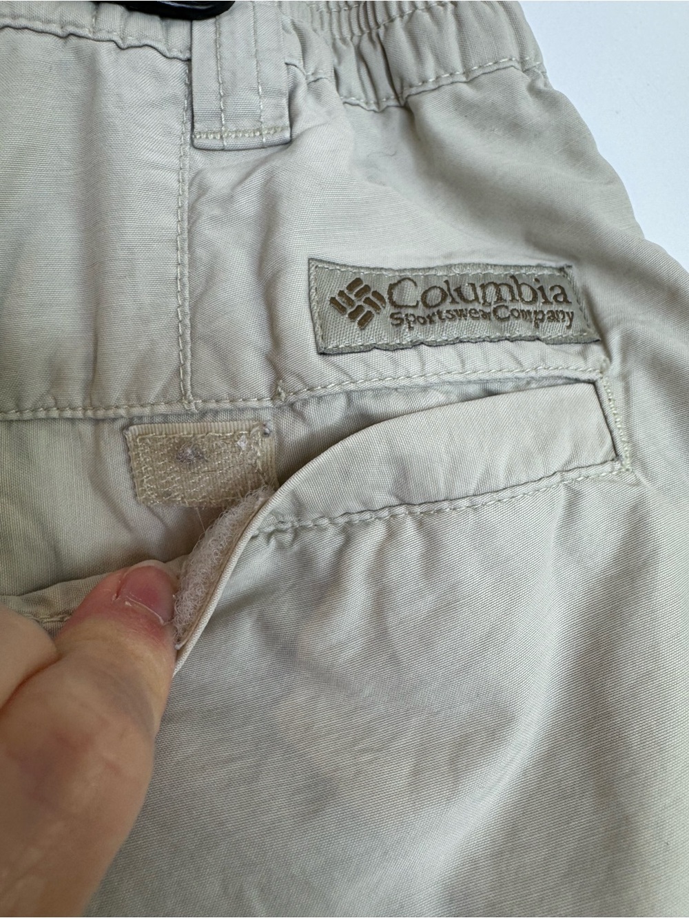 Vintage Columbia Convertible Cargo Pants in Light Beige gorpcore outdoor sporty - Picture 10 of 13